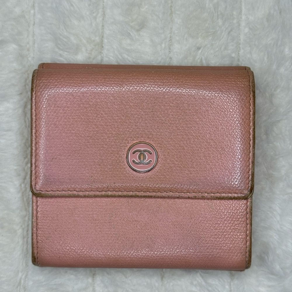 CHANEL COMPACT WALLET